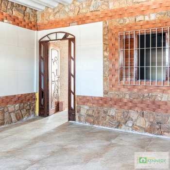 Casa em Praia Grande, bairro Ocian