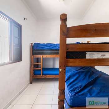 Casa em Praia Grande, bairro Ocian