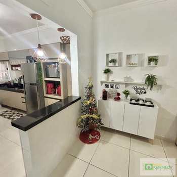 Casa em Praia Grande, bairro Quietude