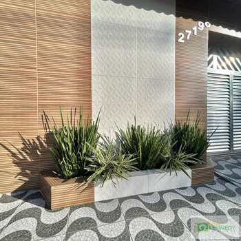 Casa em Praia Grande, bairro Quietude
