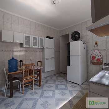 Casa em Praia Grande, bairro Ocian