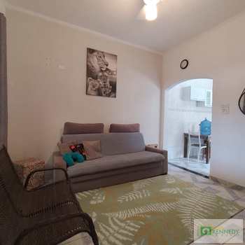 Casa em Praia Grande, bairro Ocian