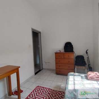 Casa em Praia Grande, bairro Ocian