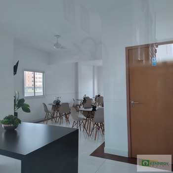 Apartamento em Praia Grande, bairro Aviação