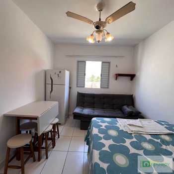Kitnet em Praia Grande, bairro Ocian