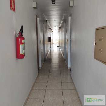 Kitnet em Praia Grande, bairro Ocian