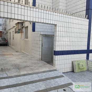 Kitnet em Praia Grande, bairro Ocian