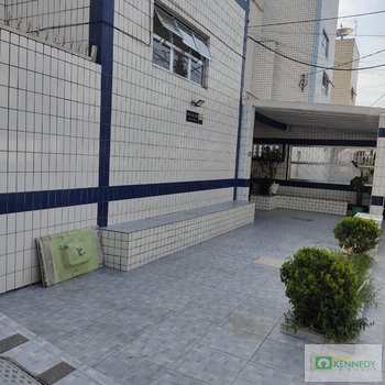 Kitnet em Praia Grande, bairro Ocian
