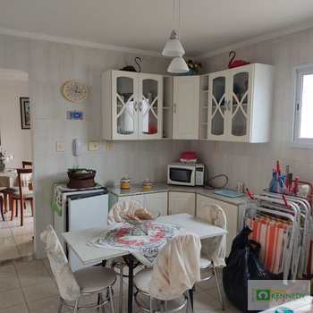 Apartamento em Praia Grande, bairro Tupi