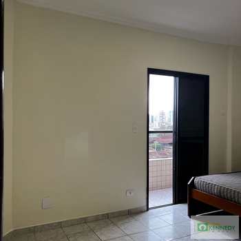 Apartamento em Praia Grande, bairro Tupi