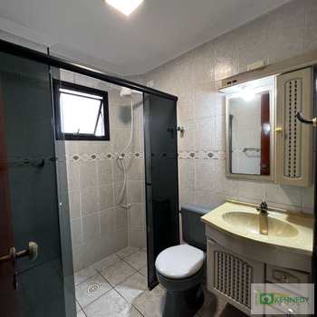 Apartamento em Praia Grande, bairro Tupi
