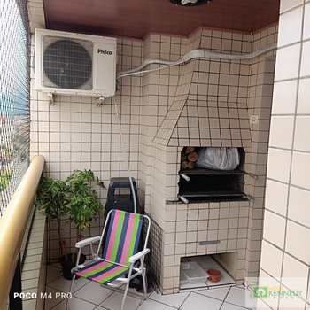 Apartamento em Praia Grande, bairro Ocian