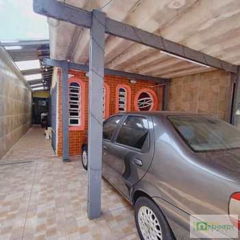 Casa em Praia Grande, bairro Mirim