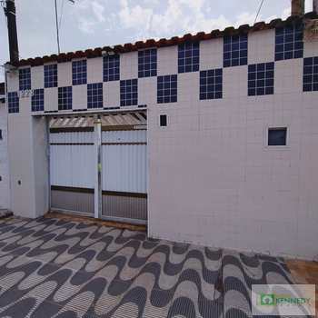 Casa em Praia Grande, bairro Mirim
