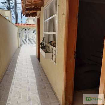 Casa de Condomínio em Praia Grande, bairro Nova Mirim