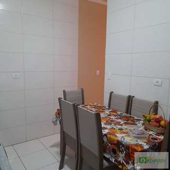 Casa de Condomínio em Praia Grande, bairro Nova Mirim