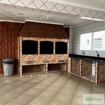 Apartamento em Praia Grande, bairro Ocian