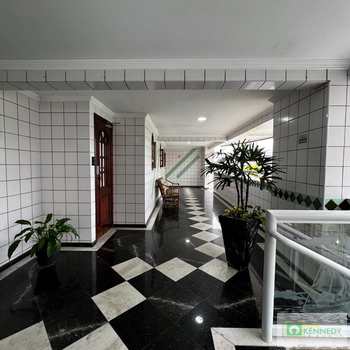 Apartamento em Praia Grande, bairro Ocian