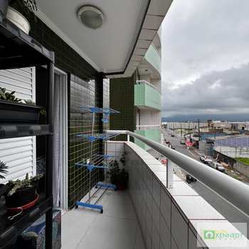 Apartamento em Praia Grande, bairro Ocian