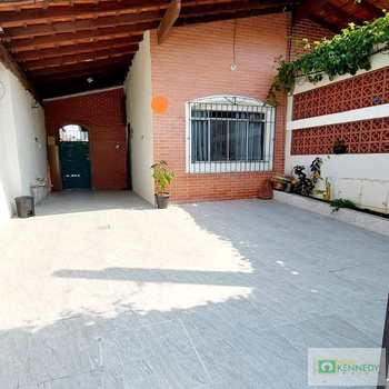 Casa em Praia Grande, bairro Ocian