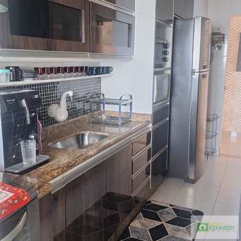 Apartamento em Praia Grande, bairro Canto do Forte