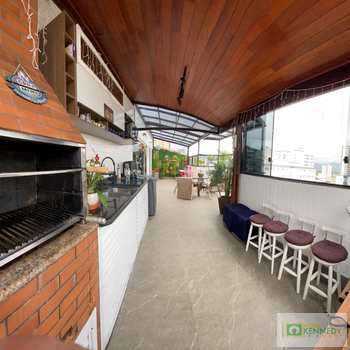Apartamento em Praia Grande, bairro Canto do Forte