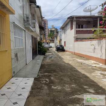 Sobrado de Vila em Praia Grande, bairro Tupi