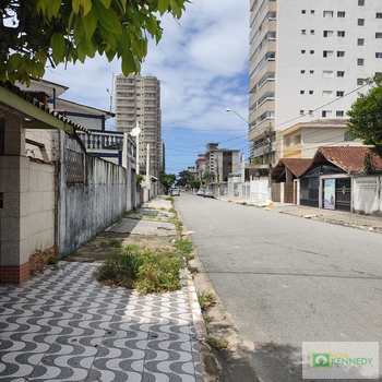 Sobrado de Vila em Praia Grande, bairro Tupi