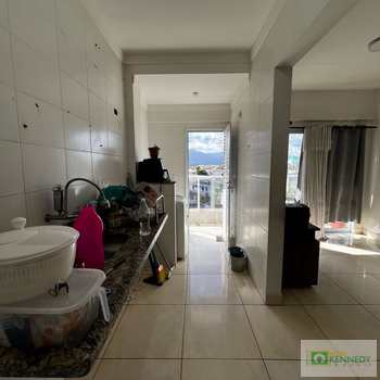 Apartamento em Praia Grande, bairro Mirim