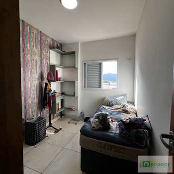 Apartamento em Praia Grande, bairro Mirim