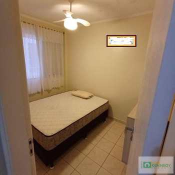 Apartamento em Praia Grande, bairro Canto do Forte