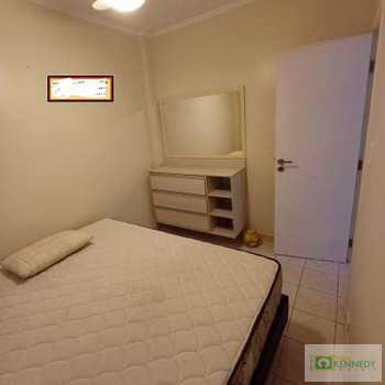 Apartamento em Praia Grande, bairro Canto do Forte