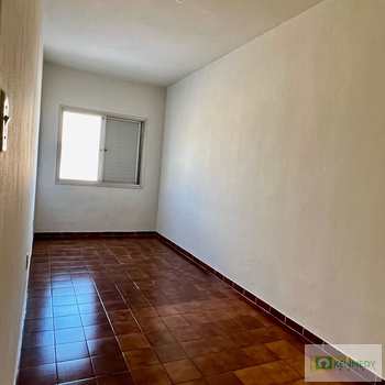 Apartamento em Praia Grande, bairro Boqueirão