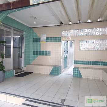 Kitnet em Praia Grande, bairro Ocian