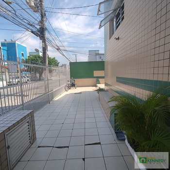 Kitnet em Praia Grande, bairro Ocian