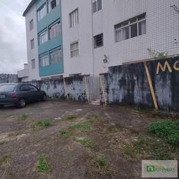 Kitnet em Praia Grande, bairro Mirim