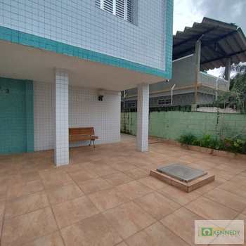 Kitnet em Praia Grande, bairro Mirim
