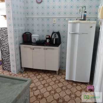 Kitnet em Praia Grande, bairro Ocian