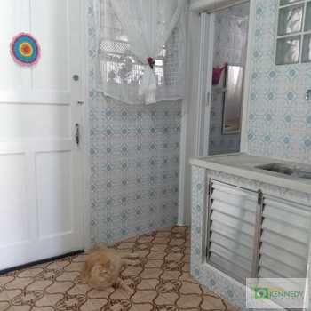 Kitnet em Praia Grande, bairro Ocian