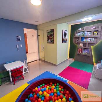 Apartamento em Praia Grande, bairro Canto do Forte