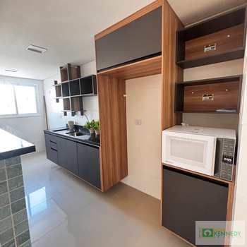 Apartamento em Praia Grande, bairro Canto do Forte