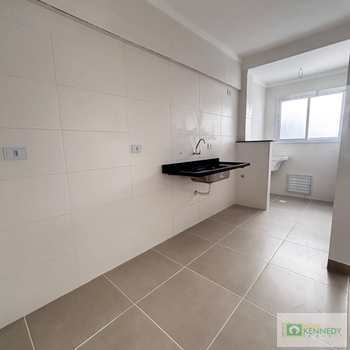 Apartamento em Praia Grande, bairro Canto do Forte