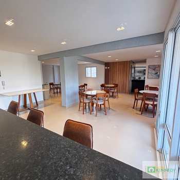 Apartamento em Praia Grande, bairro Canto do Forte