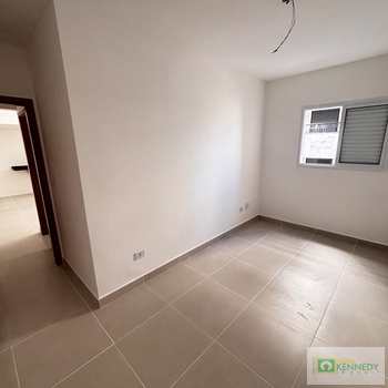 Apartamento em Praia Grande, bairro Canto do Forte