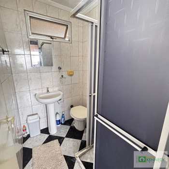 Apartamento em Praia Grande, bairro Tupi