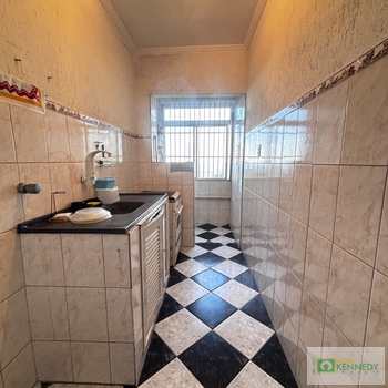 Apartamento em Praia Grande, bairro Tupi