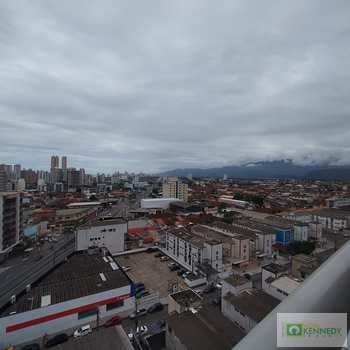 Apartamento em Praia Grande, bairro Ocian
