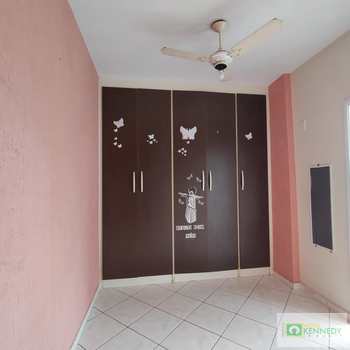 Apartamento em Praia Grande, bairro Ocian