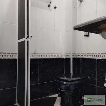 Kitnet em Praia Grande, bairro Ocian