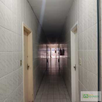 Kitnet em Praia Grande, bairro Ocian